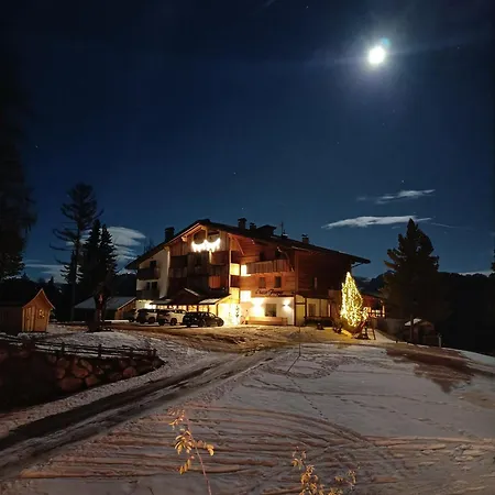 Frapes Guest house 3*