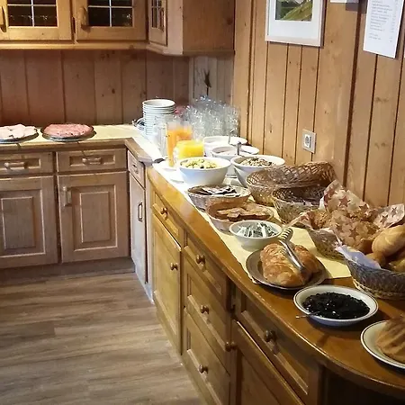 Frapes Guest house 3*